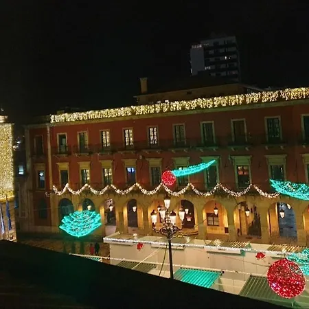 Apartamento Plaza Mayor شقة خيخون